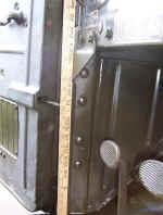 insidebrace.jpg (59859 bytes)