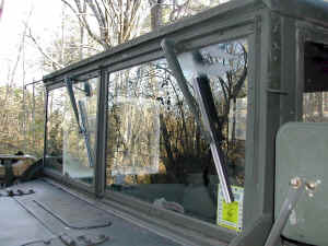 windshielda.jpg (506392 bytes)