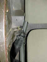 seatbelt16.jpg (395910 bytes)